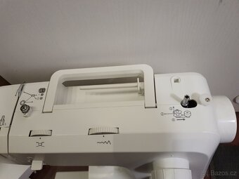 ŠICÍ STROJ, nový s krabicí, zaslání možné - 7