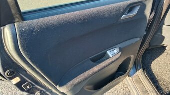 Honda FR-V 2.0 110 KW - 7