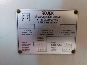 kombinovaná srovnávací a tloušťkovací frézka; dlabačka - 7
