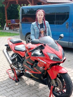 Honda CBR 600 F sport r.v 2003 - 7