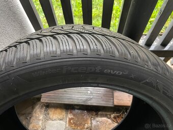 Zimní pneu BMW X7 Hankook winter icept evo3 X 315/35 R22 - 7
