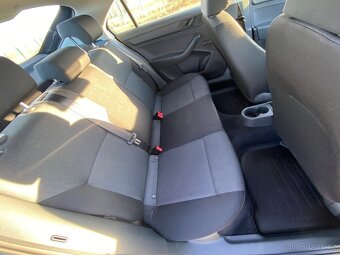 Rapid 1.2 pouze(102600km) Servisni kniha - 7