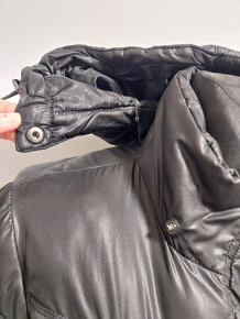 Zimní bunda/kabát s pravou kožešinou kolem kapuce L/40 - 7