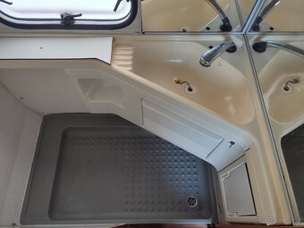 Buerstner 1100kg, WC 100km/h,předstan, STK - 7