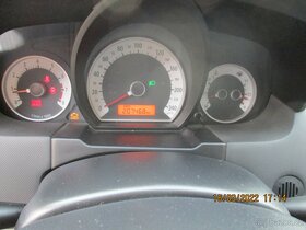 Prodám Kia Ceéd SW CVVT,2008-benzin 1396ccm 80kW,tažné zaříz - 7