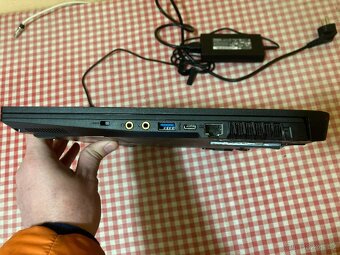 Notebook MSI THIN GF75 | i5-10500H | 16GB RAM | SSD - herní - 7