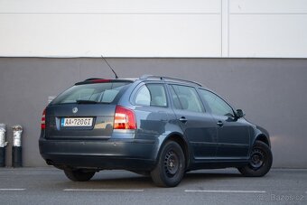 Škoda Octavia Combi 2.0 FSI Ambiente - 7
