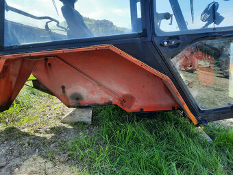 Kabina Zetor - 7