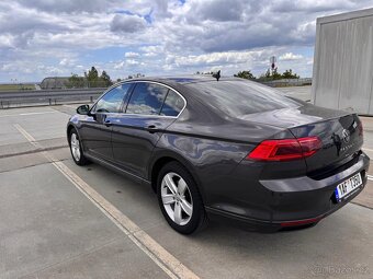 VW Passat B8 Sedan Limuzín limuzína rok 2022 - 7