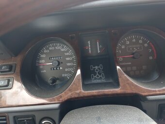 Mitsubishi Pajero - 7