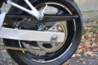 SUZUKI GSF 600N BANDIT - 7