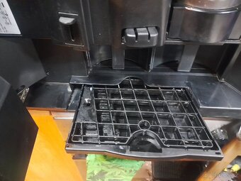 Kávovar Miele CVA-3650 Nespresso - 7