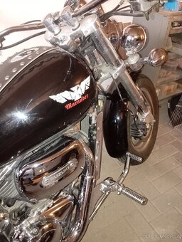 Suzuki VZ 800 Marauder - 7