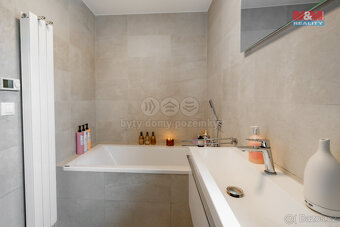 Prodej rodinného domu, 130 m², Kamenice, ul. Lomená - 7