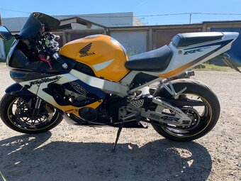 Honda CBR 929 - 7