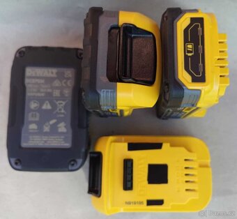 Baterie DeWalt 5Ah 1,7Ah 18V Power Stack a nabíječka DCB1104 - 7