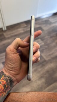 iPhone XR 128Gb - 7