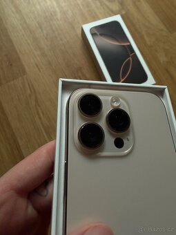 Apple iPhone 16 Pro 512GB pouštní - 7