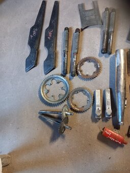 Babetta 207,210,Stella ruzne dily - 7