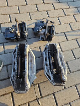 BRZDY AUDI Q7 4M RV 2023,TOP STAV - 7