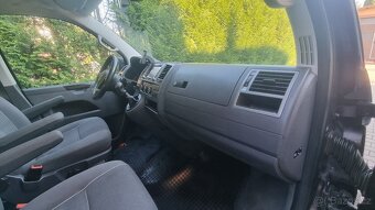 VW Multivan T5. 2.0Tdi 103kw Comfortline servis VW rok 2012 - 7