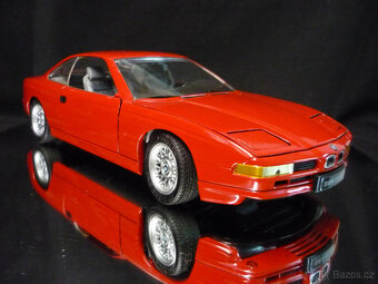 BMW 850 Ci Revell 1/18 - 7