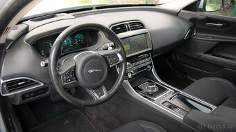 Jaguar XE, 25T R-Sport 2,0/184kW ČR - 7