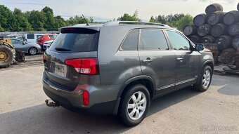 335. Kia Sorento 2.2 D4HB manuál Na náhradní díly - 7