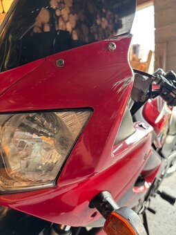 Honda CBR 125R (2004) - 7