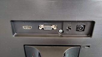 Prodám dva monitory 24" - 7