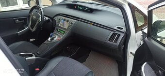 Toyota Prius LPG - 7