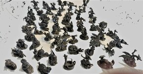 sbírka kovových figur draků - 7
