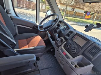 Obytný automobil FIAT KNAUS, 6 místný - 7