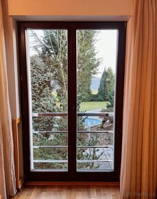 Drevena okna (dvojskla), lamelove rolety, vstupni dvere - 7