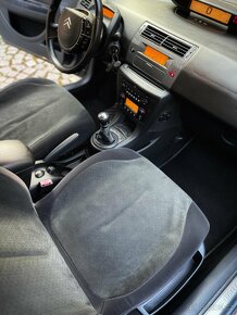 Citroen C4, 2.0 HDI, ve výbavě exclusive - 7