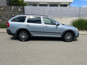 ŠKODA OCTAVIA 2 SCOUT 4x4 1.8TSI 118KW FACELIFT M2011 TAŽNÉ - 7