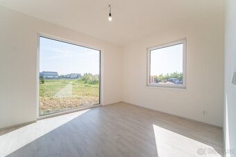 Prodej rodinného domu 124 m², pozemek 1153 m², Sibřina - 7