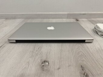Apple MacBook Air 13" Early 2014 - i5 | 4GB RAM | 128GB SSD - 7