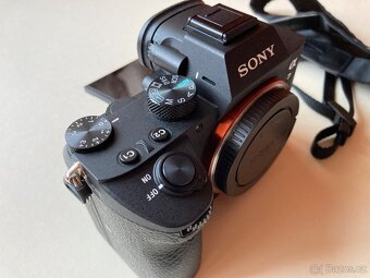 Sony Alpha A7 III - 7
