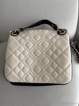 Kabelka Guess - 7