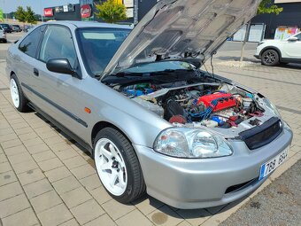 Honda Civic 6g coupe - 7