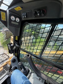 Smykový nakladač CAT 262 C2 rv 2013 po velkém servisu - 7