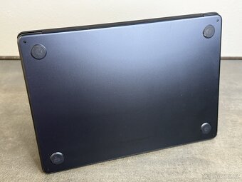 MacBook Air 13'' 2022 / M2 / 8GB / 256GB SSD / Midnight - - 7