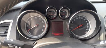 Opel Astra Sports Tourer kombi - 7
