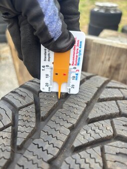 Zimní Semperit 195/65 R15, 5x114,3 - 7