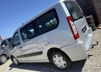 Fiat Scudo 2,0 SERVISKA,INVALIDNÍ RAMPA nafta manuál 100 kw - 7