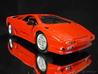 Lamborghini Diablo Maisto 1/18 - 7