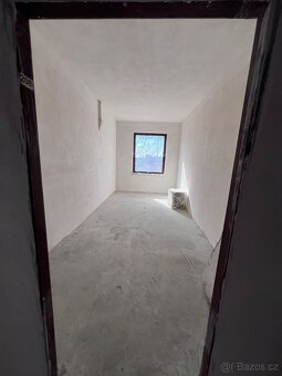 Pronájem budovy 1 950 m² - 7