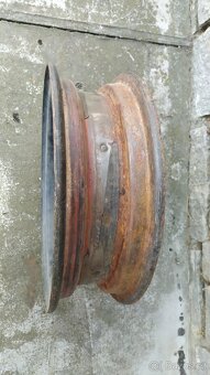 Ráfek disk kolo Tatra Praga Škoda 16 - 7