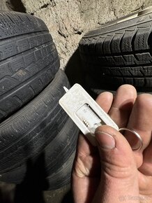 Prodám zimní sadu FORD R14 - 7